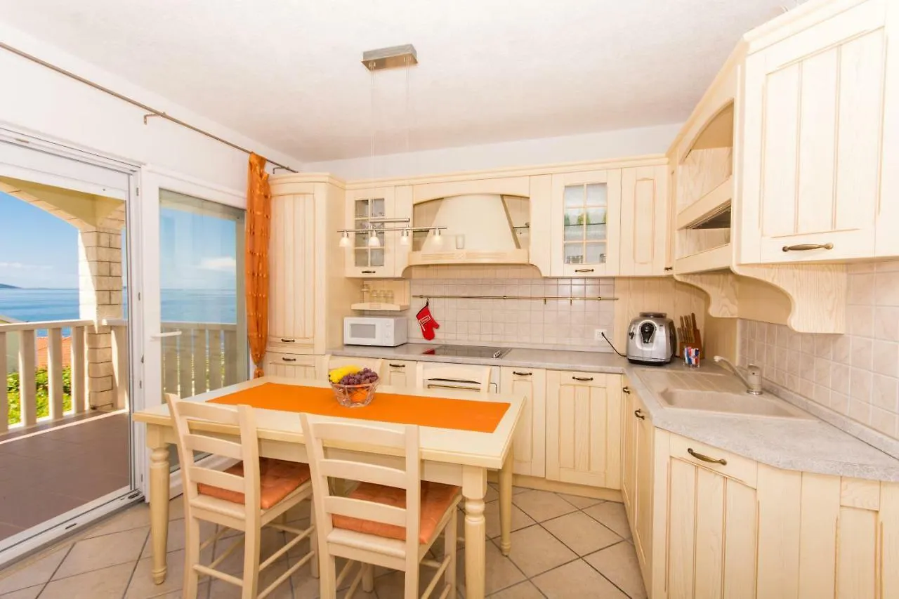 Apartment Villa Bubi Trogir
