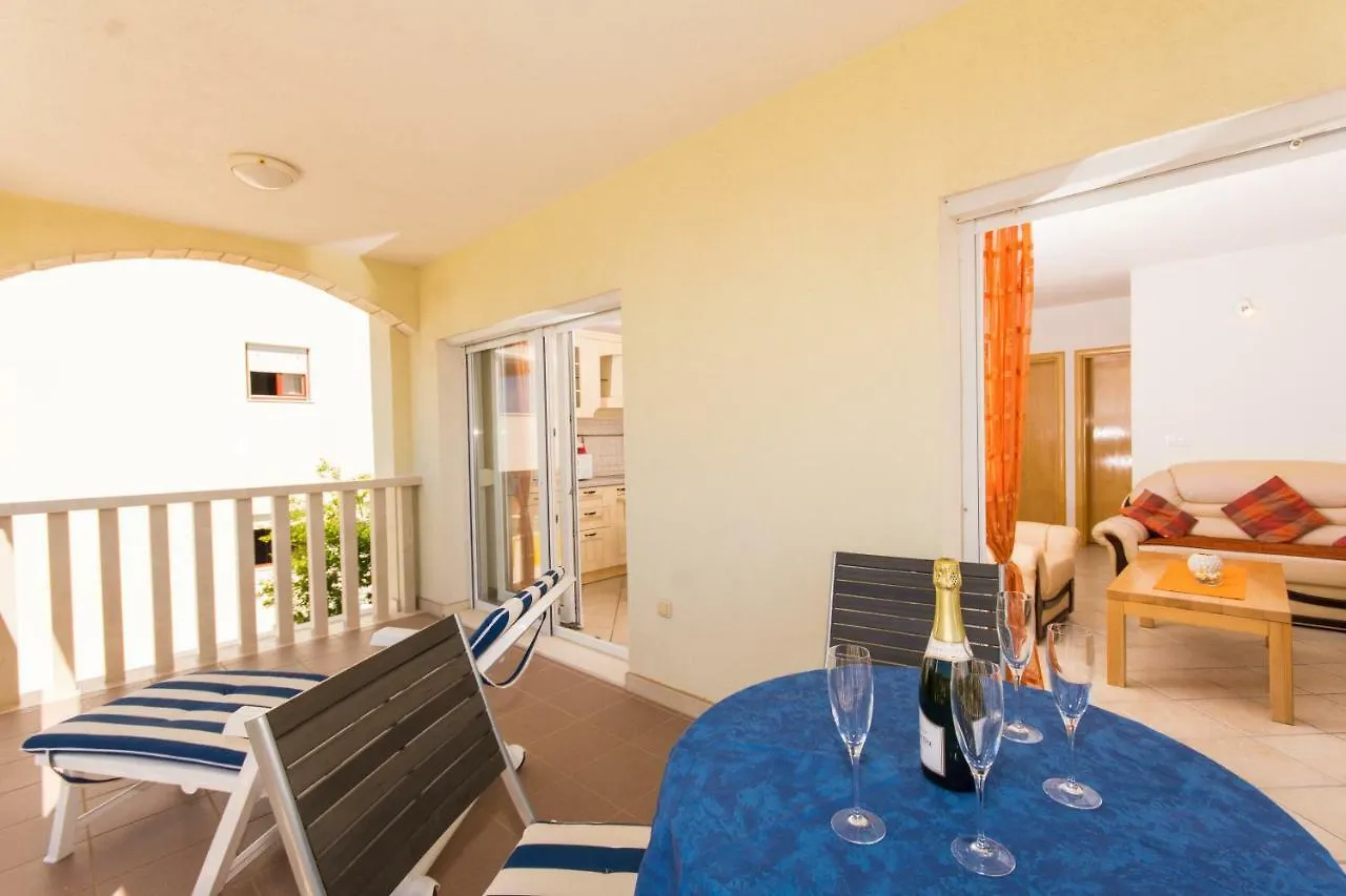 Villa Bubi Trogir 0*,